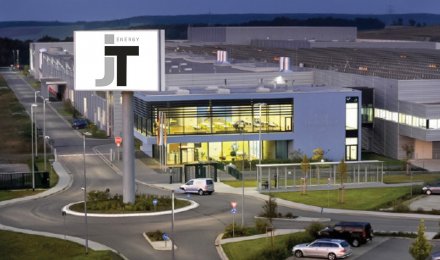 Της κοινοπραξίας JT Energy Systems GmbH είναι το μεγαλύτερο εργοστάσιο μπαταριών της Ευρώπης.