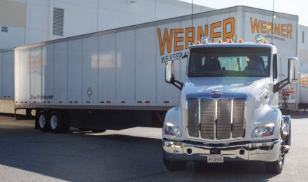 Peterbilt Model 579EV