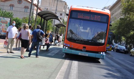 12μετρο ηλεκτρικό BYD στο κέντρο της Αθήνας