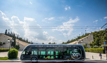 Στη ΔΕΘ το ηλεκτρικό Irizar ie tram