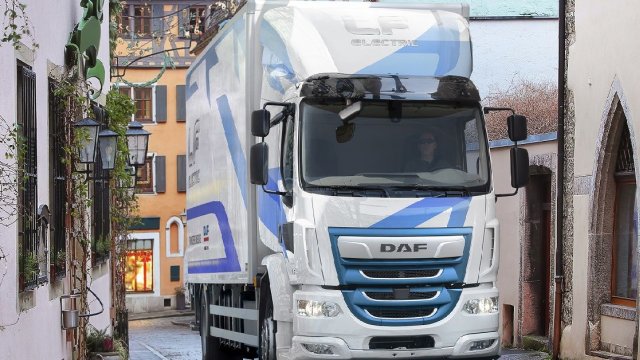 Η Leyland Trucks θα διαθέσει 20 αμιγώς ηλεκτρικά φορτηγά DAF.