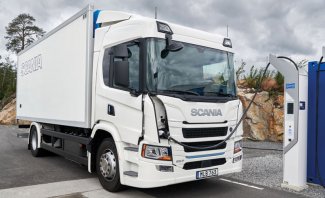 Δύο επιλογές μπαταριών για το ηλεκτρικό Scania.