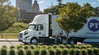 Παραγγελίες για 30 ηλεκτρικά VOLVO VNR